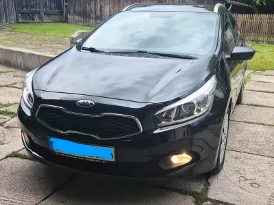 Używany Kia Ceed Sportswagon 100 KM (73 kW) 2014 Czarny Kombi