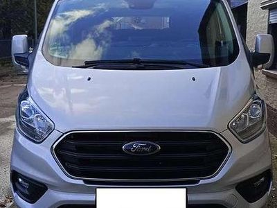 Gebraucht Ford Transit Custom Trend 131 PS (96 kW) 2023 Silber Van / Kleinbus
