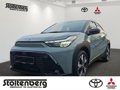 Gebraucht Toyota Aygo X 92 PS (67 kW) 2025 Urbankhaki / black (gruen) SUV