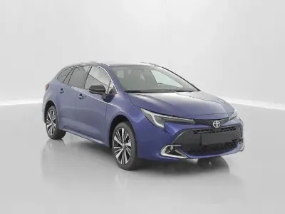 Neu Toyota Corolla Design 98 PS (72 kW) 2026 Bleu genievre metallise Kombi