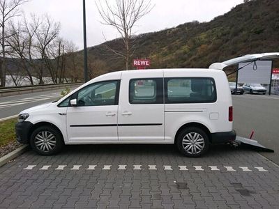 gebraucht VW Caddy Maxi 7 Sitzer bzw. 5 Sitzer mit Rollstuhl