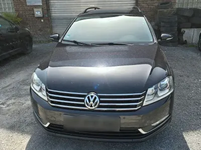 Gebraucht VW Passat 122 PS (89 kW) 2015 Schwarz Limousine