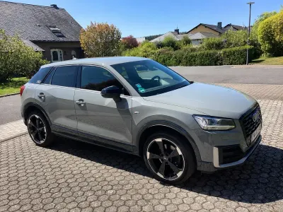 Gebraucht Audi Q2 Ambiente 150 PS (110 kW) 2017 Andere farben SUV