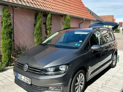 Gebraucht VW Touran Comfortline 110 PS (80 kW) 2016 Andere farben Van / Kleinbus