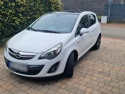 Gebraucht Opel Corsa Innovation 101 PS (74 kW) 2011 Weiß Kleinwagen