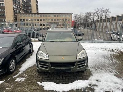 Gebraucht Porsche Cayenne 245 PS (180 kW) 2010 Grün SUV