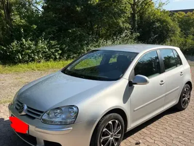 Gebraucht VW Golf V 102 PS (75 kW) 2006 Silber Kleinwagen