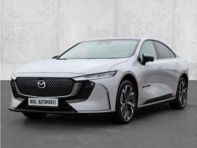 Neu Mazda 6e Takumi-Line 189 kW (258 PS) 2025 Grau (aero grey m) Limousine
