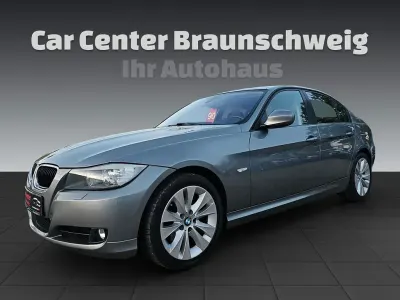 Gebraucht BMW 320 Sport Line 184 PS (135 kW) 2011 Grau Limousine