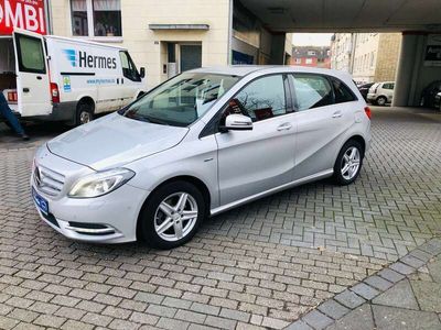 gebraucht Mercedes B200 B 200(246.243)KLIMAAUT+AUTOMATIK+NAVI+TÜV NEU