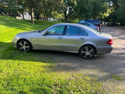 gebraucht Mercedes E320 E Klasse(W211) mit Gasanlage mit Panoramadach