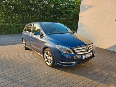 Mercedes B200