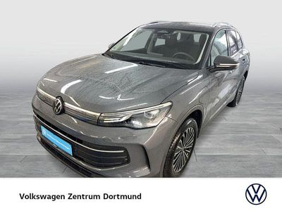 Gebraucht VW Tiguan Life 204 PS (150 kW) 2025 Grau SUV