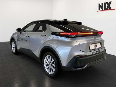 Gebraucht Toyota C-HR Team 140 PS (102 kW) 2024 Silver metallic / black SUV