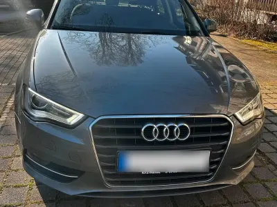Gebraucht Audi A3 125 PS (91 kW) 2014 Grau Limousine