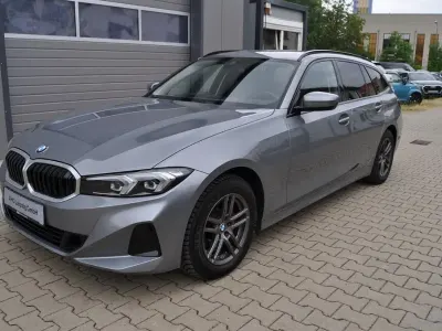 Gebraucht BMW 318 156 PS (114 kW) 2024 Grau Kombi
