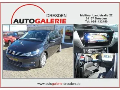 Gebraucht VW Touran 116 PS (85 kW) 2019 Schwarz Van / Kleinbus