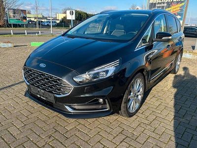 Schwarz Gebraucht 2022 Ford S-MAX Vignale Van / Kleinbus | 21.999 € (Fairer Preis)
