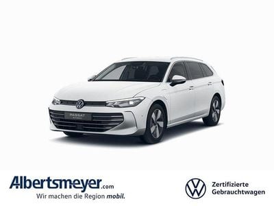 Weiß Gebraucht 2025 VW Passat Business Kombi | 33.999 € (Guter Preis)