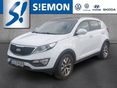 Weiß Gebraucht 2015 Kia Sportage Attract SUV | 12.380 € (Fairer Preis)