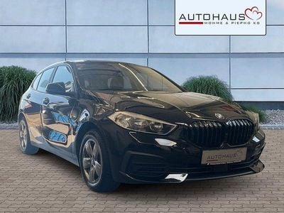 Second-hand BMW 118 Advantage 140 CP (102 kW) 2020 Negru Hatchback