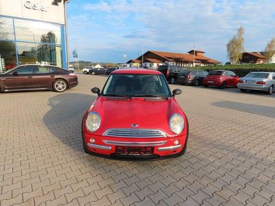 Usado Mini ONE 90 HP (66 kW) 2003 Vermelho Citadino