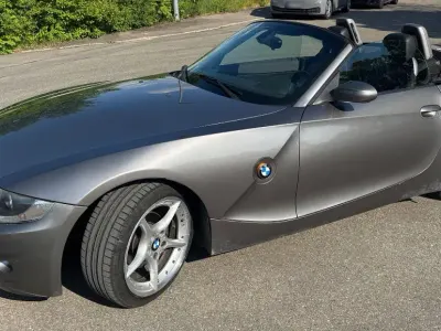 Gebraucht BMW Z4 Sport Line 170 PS (125 kW) 2005 Grau Cabrio