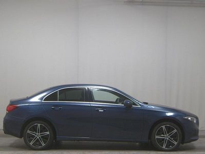 Gebraucht Mercedes A250 Progressive 218 PS (160 kW) 2020 Blau Limousine