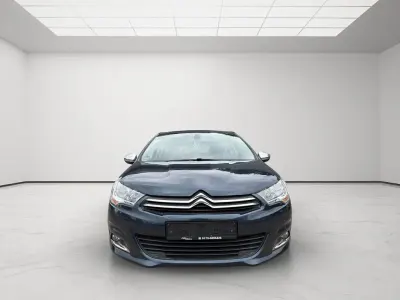 Gebraucht Citroën C4 SELECTION 114 PS (83 kW) 2013 Blau Limousine