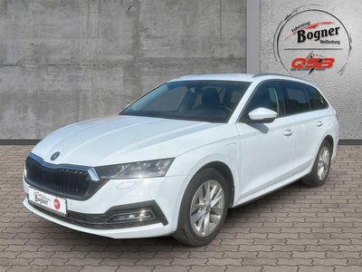 Gebraucht Skoda Octavia 150 PS (110 kW) 2022 Moon weiss perleffekt Kombi
