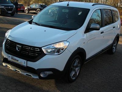 Gebraucht Dacia Lodgy Stepway 116 PS (85 kW) 2020 Weiß Van / Kleinbus