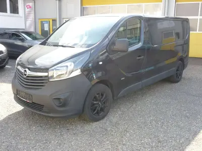 Gebraucht Opel Vivaro 125 PS (91 kW) 2016 Mitternacht schwarz Van / Kleinbus