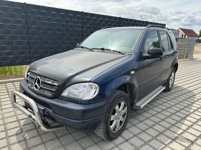 Mercedes ML320