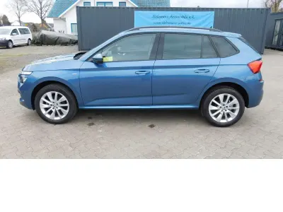 Gebraucht Skoda Kamiq Ambition 110 PS (80 kW) 2022 Blau SUV
