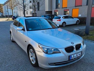 Gebraucht BMW 520 177 PS (130 kW) 2008 Silber Limousine