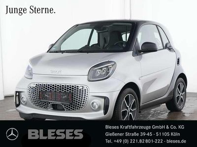 Bodypanels cool silver Gebraucht 2024 Smart ForTwo Coupé Passion Exclusive Kleinwagen | 16.980 € (Fairer Preis)