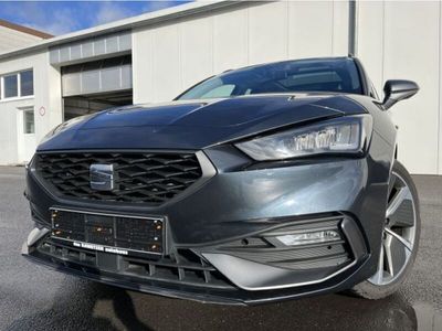 gebraucht Seat Leon 2.0 TDI DSG Panorama Digital Cockpit ACC LED Navi