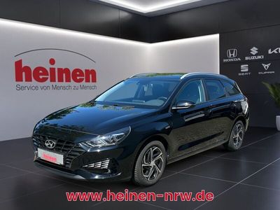 Gebraucht Hyundai i30 Edition 120 PS (88 kW) 2021 Schwarz Kombi