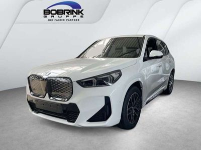 gebraucht BMW iX1 eDrive20 Elektro M Sport H&K LED AHK Lenkradh.