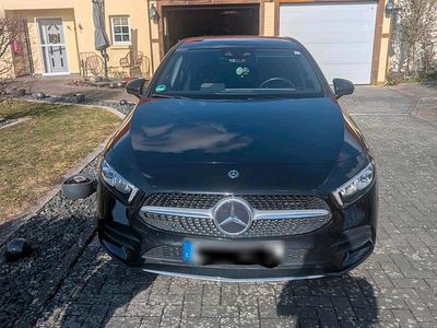 Gebraucht Mercedes A200 AMG line 163 PS (119 kW) 2022 Schwarz Limousine