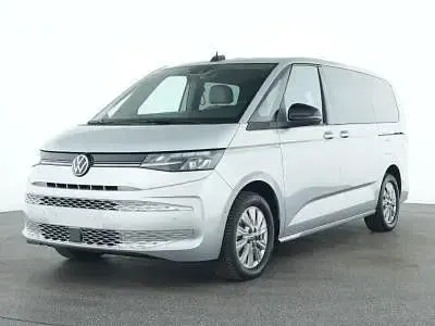 Używany VW T7 Life 150 KM (110 kW) 2025 Srebrny Van