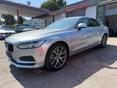 Gebraucht Volvo S90 Momentum 150 PS (110 kW) 2017 Silber Limousine