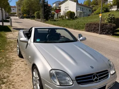 Gebraucht Mercedes SLK230 193 PS (141 kW) 1998 Silber Cabrio