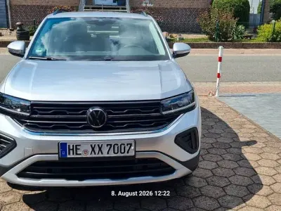 Gebraucht VW T-Cross Life 150 PS (110 kW) 2024 Silber SUV