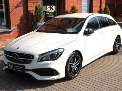 Gebraucht Mercedes CLA220 Shooting Brake AMG line 177 PS (130 kW) 2017 Calcitweiss Kombi