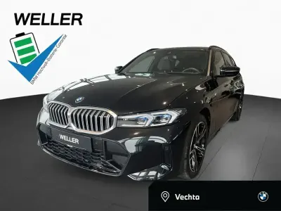Gebraucht BMW 330e M Sport 294 PS (216 kW) 2025 Black sapphire (schwarz) Kombi