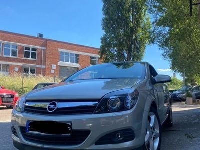 Opel Astra GTC