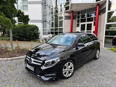 Mercedes B220