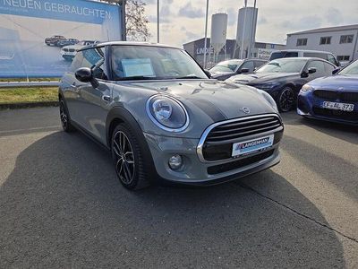 Usado Mini Cooper Hatch 136 HP (100 kW) 2019 Cinzento Citadino
