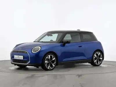 Gebraucht Mini Cooper SE Favoured 160 kW (218 PS) 2024 Blau Kleinwagen